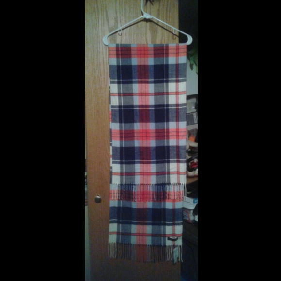 Soft Scarf NWT - Picture 3 of 6